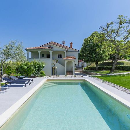 Holiday Home Carlo - Ipc102 By Interhome Pican Bagian luar foto