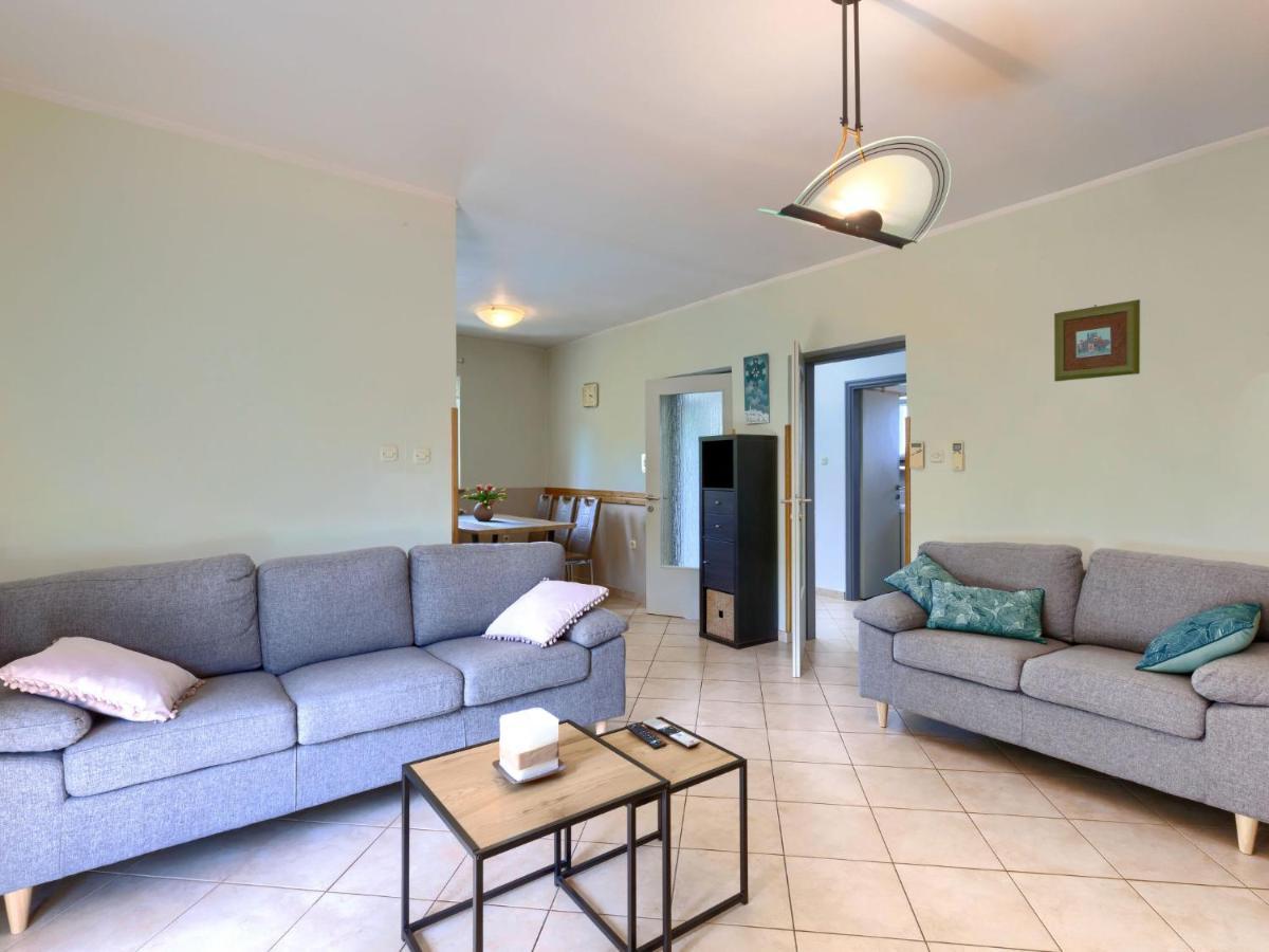 Holiday Home Carlo - Ipc102 By Interhome Pican Bagian luar foto