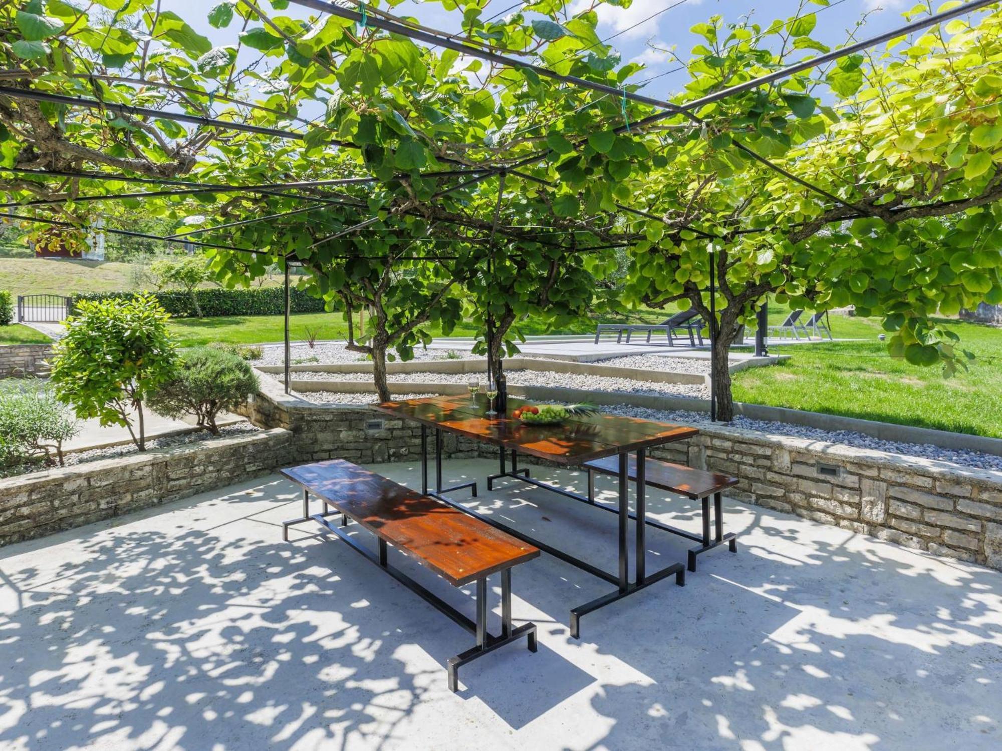 Holiday Home Carlo - Ipc102 By Interhome Pican Bagian luar foto